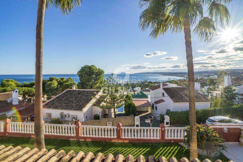 Foto 33a05ded-af14-41dc-9db6-242c720bd079. Chalet with heating parking pool in Seghers Estepona