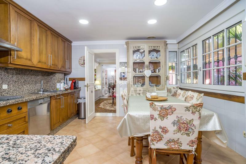 Foto 557188aa-400f-4383-8620-b249c5568386. Chalet with heating parking pool in Seghers Estepona