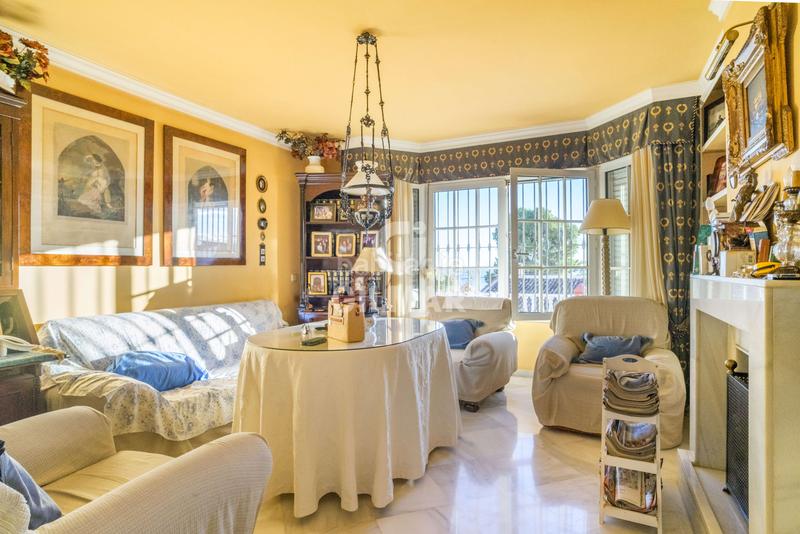 Foto 58ad762e-4b42-4850-8127-fa1decdb3013. Chalet with heating parking pool in Seghers Estepona