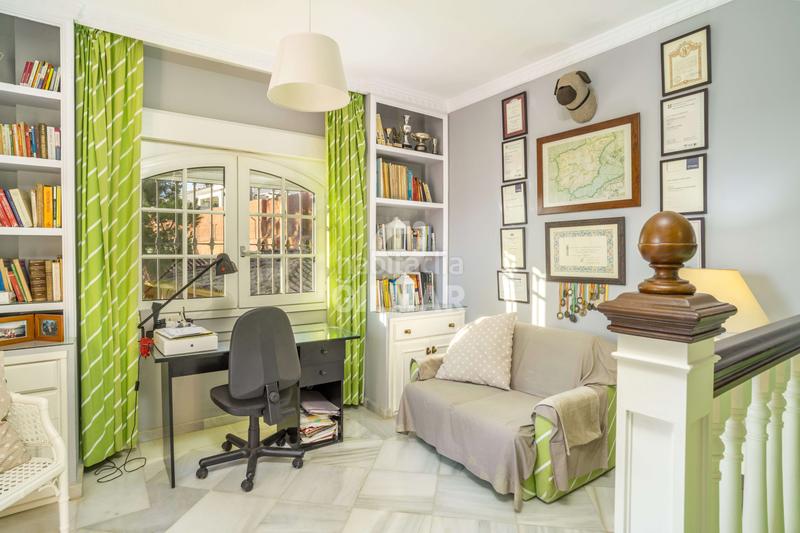 Foto 5c744487-fcb6-4499-bc87-d1765fc2fca5. Chalet with heating parking pool in Seghers Estepona