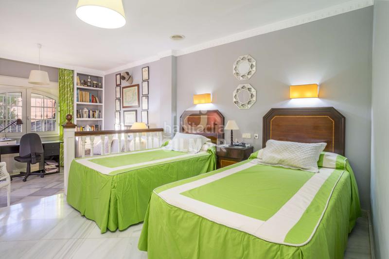 Foto 63aef206-32cc-431e-bddf-299805ffba23. Chalet with heating parking pool in Seghers Estepona