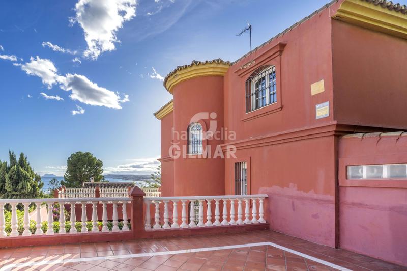 Foto 9628b43d-7f7e-4d35-a8a3-f03077ea0fa9. Chalet with heating parking pool in Seghers Estepona