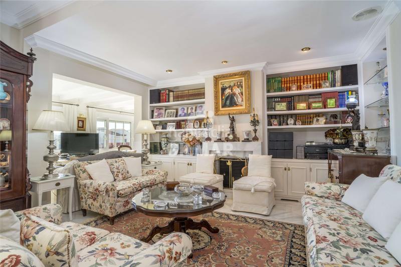 Foto d24313eb-0504-4bbd-bfe9-4b7800e7e7fe. Chalet with heating parking pool in Seghers Estepona