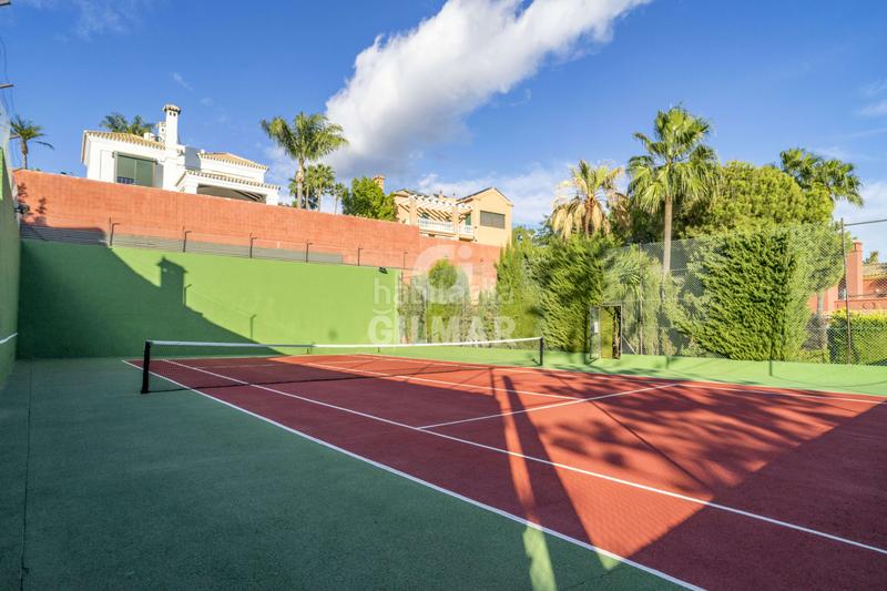 Foto eea85d5e-d234-402a-91e3-88377cf973f4. Chalet with heating parking pool in Seghers Estepona