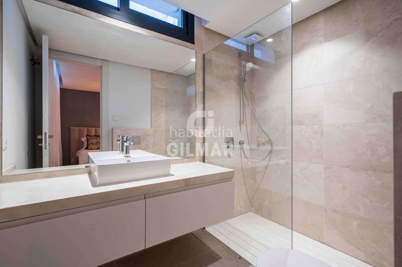 Foto 24e2f4b1-ad24-45bf-9f96-7f5950b37566. Chalet con riscaldamento piscina in Paraiso - Barronal Estepona