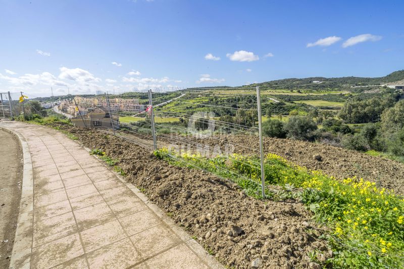 Foto 0abcd621-d79e-4351-ab82-dfdb5f95637c. Terreny residencial a Valle Romano Golf Estepona