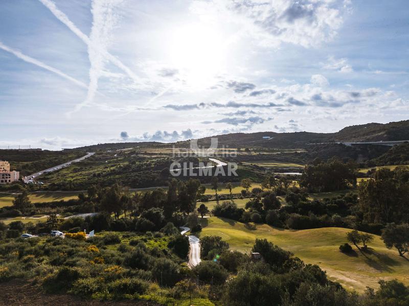 Foto f2bc805e-a456-430b-9c02-7fd07fd27f77. Residential plot in Valle Romano Golf Estepona