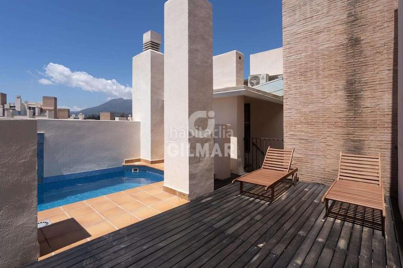 Foto 4dc78728-df84-4bdc-a96b-6e40224ac841. Zweistöckige wohnung mit heizung pool in sierra de Estepona - avda. de andalucía Estepona