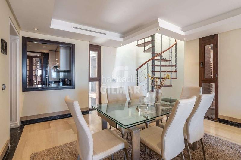 Foto 76e65abe-dfa1-4e3f-bee4-977a3ce8effd. Zweistöckige wohnung mit heizung pool in sierra de Estepona - avda. de andalucía Estepona