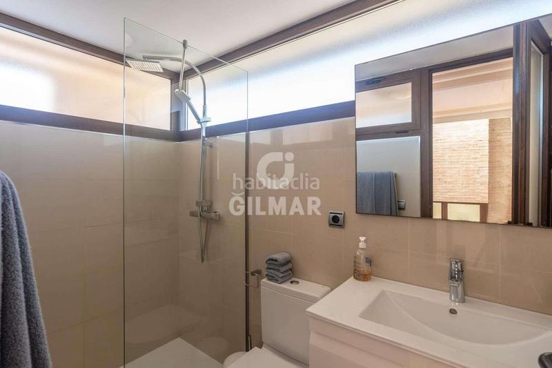 Foto b2e3f57c-1aa7-460e-b253-ffc0c2414c0a. Zweistöckige wohnung mit heizung pool in sierra de Estepona - avda. de andalucía Estepona