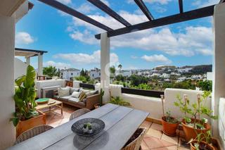 Appartement à La Concha - Resina Golf. Tu refugio de ensueño en la costa del sol,descubre este espectac