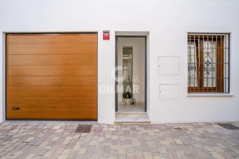 Foto cc20d9f0-d8bd-4d12-b0c4-72df45a26718. Casa adossada amb calefacció aparcament a Centro Estepona