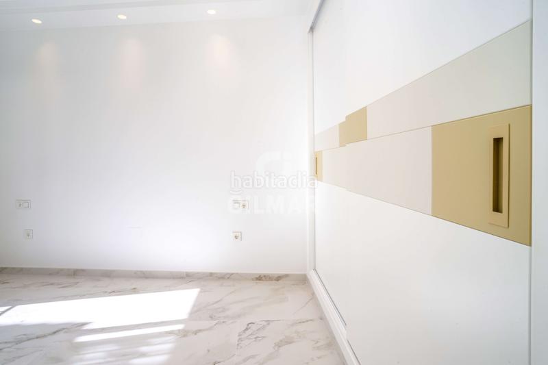 Foto dcc0db83-93f0-4c2d-9874-37563b419a18. Casa adossada amb calefacció aparcament a Centro Estepona