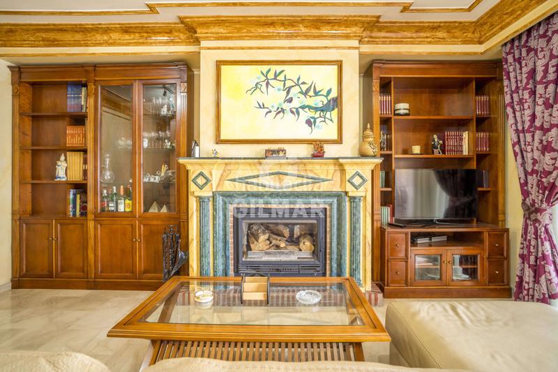 Foto 8188b0f5-e54b-4bf1-a6eb-1dfcfdc80759. Casa aparellada amb calefacció a Zona Calvario Estepona