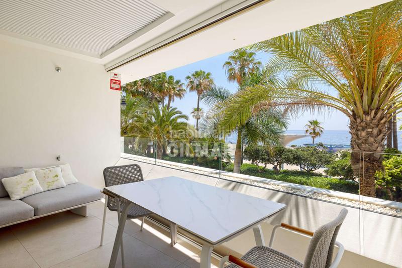 Foto 0c5e54eb-89a2-452b-801c-70bd1ec435b8. Piccolo appartamento con riscaldamento parcheggio in Estepona