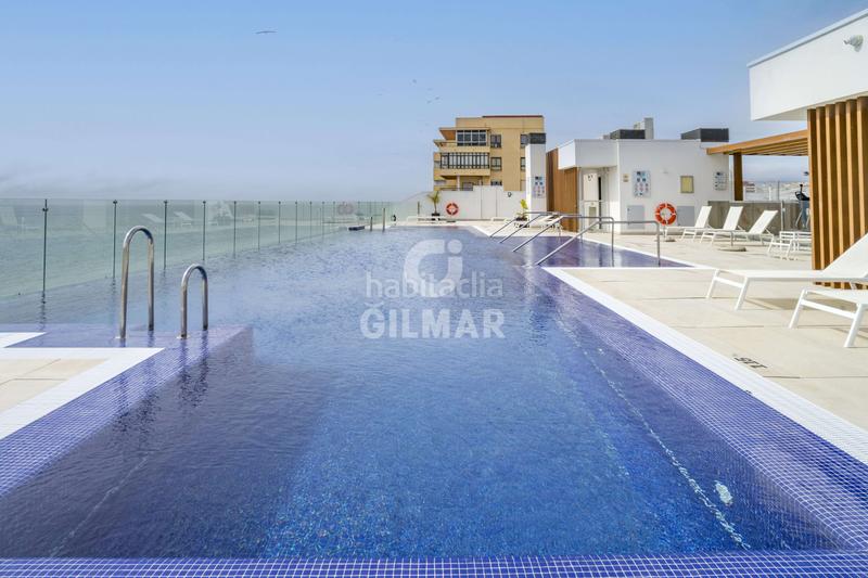 Foto 13be5044-af9f-4bbc-aa5f-cbe750604718. Piccolo appartamento con riscaldamento parcheggio in Estepona