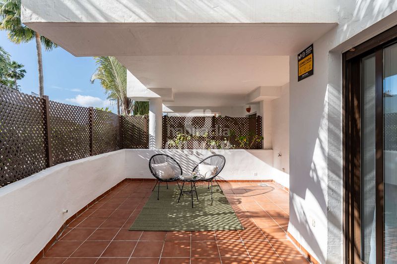 Foto b8a49a7a-2080-4ccc-86b5-61ac13e463cc. Apartament amb calefacció aparcament piscina a Villacana - Costalita - Saladillo Estepona