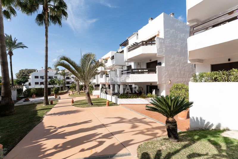 Foto dc22f16d-b927-47d3-b63d-222666bbf4c3. Apartament amb calefacció aparcament piscina a Villacana - Costalita - Saladillo Estepona