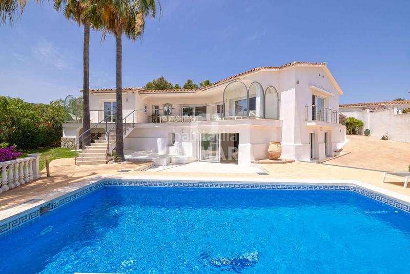 Foto 0cb00a48-b679-40f0-9d7c-11cf3922faa5. Chalet with heating pool in Torreguadiaro-San Diego Sotogrande