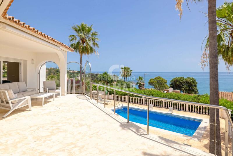 Foto 80986e90-e447-4ed2-bfbc-36d506977106. Chalet with heating pool in Torreguadiaro-San Diego Sotogrande