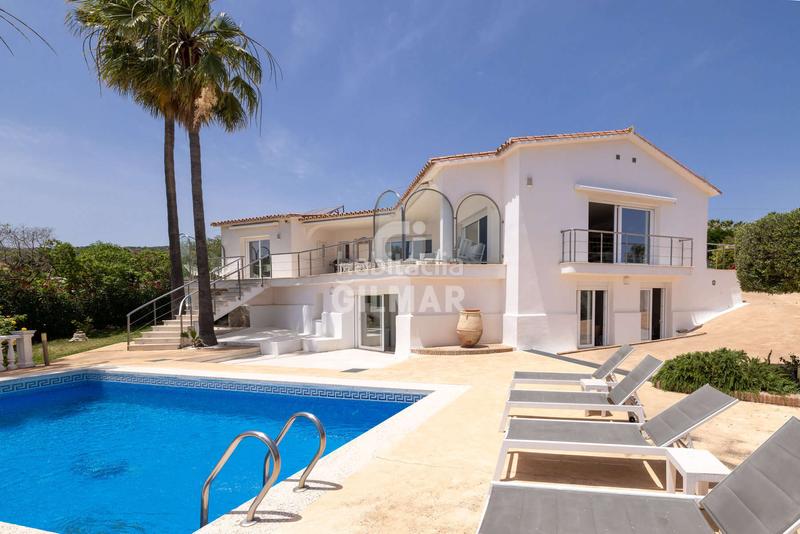 Foto 9d1fb76a-772e-4343-b310-0d0573dfd384. Chalet with heating pool in Torreguadiaro-San Diego Sotogrande