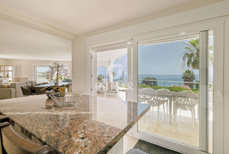 Foto f076fb32-6d6b-4f67-888a-2004006448da. Chalet with heating pool in Torreguadiaro-San Diego Sotogrande