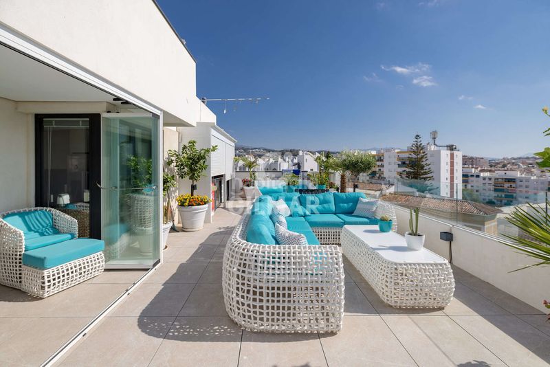 Foto 00fdfb79-9ea5-4513-a88a-9a6224146388. Àtic amb calefacció aparcament piscina a Parque Central Estepona