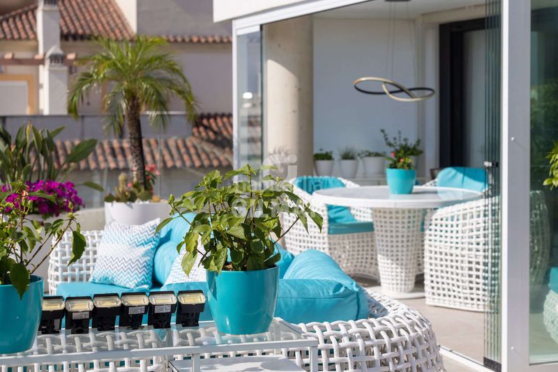 Foto aeca241c-ee1a-48ab-b5d1-638f2ea82ef7. Àtic amb calefacció aparcament piscina a Parque Central Estepona