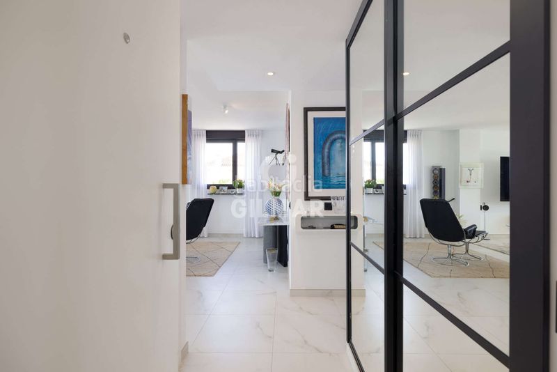 Foto af6dfd0f-bc52-439b-91ba-51c9f39965c4. Àtic amb calefacció aparcament piscina a Parque Central Estepona