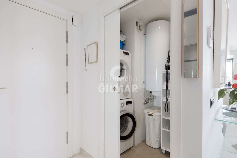 Foto ee25c73c-bca3-4f62-8bba-b61dd638b6ac. Àtic amb calefacció aparcament piscina a Parque Central Estepona