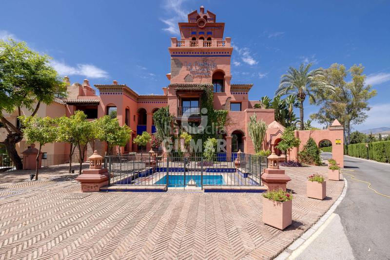 Foto 0e566509-71b5-4ae8-b3e0-ffd930d02093. Appartamento con riscaldamento piscina in Nueva Atalaya Estepona