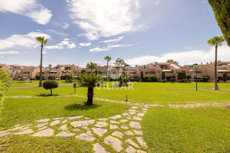 Foto f88312b5-f72a-4e61-89a5-0c1be474bb66. Appartamento con riscaldamento piscina in Nueva Atalaya Estepona