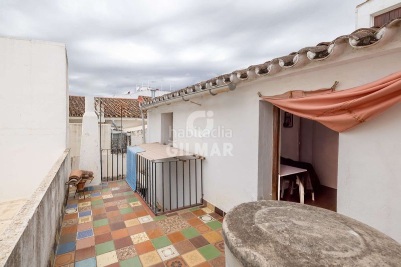 Foto b2568d42-3d04-4baf-9bdb-a73f6ef9a8b9. Casa aparellada a Centro Estepona