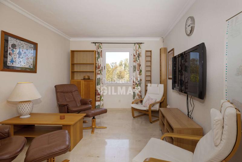 Foto 78a55269-f526-4b5f-a11a-cd3a2bea4c72. Piccolo appartamento con riscaldamento parcheggio piscina in Estepona