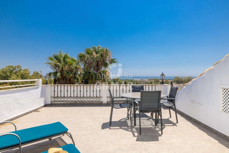 Foto af450a7b-325b-49a7-bb5b-2db5d97198e6. Piccolo appartamento con riscaldamento parcheggio piscina in Estepona