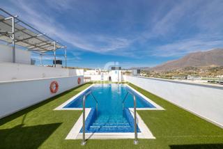 Apartament a Parque Central. Descubre este fantástico apartamento adaptado en una urbanizació