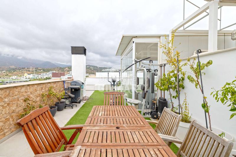 Foto 0826ab2c-57ec-4698-9272-872166fa668e. Duplex avec chauffage parking dans Parque Central Estepona