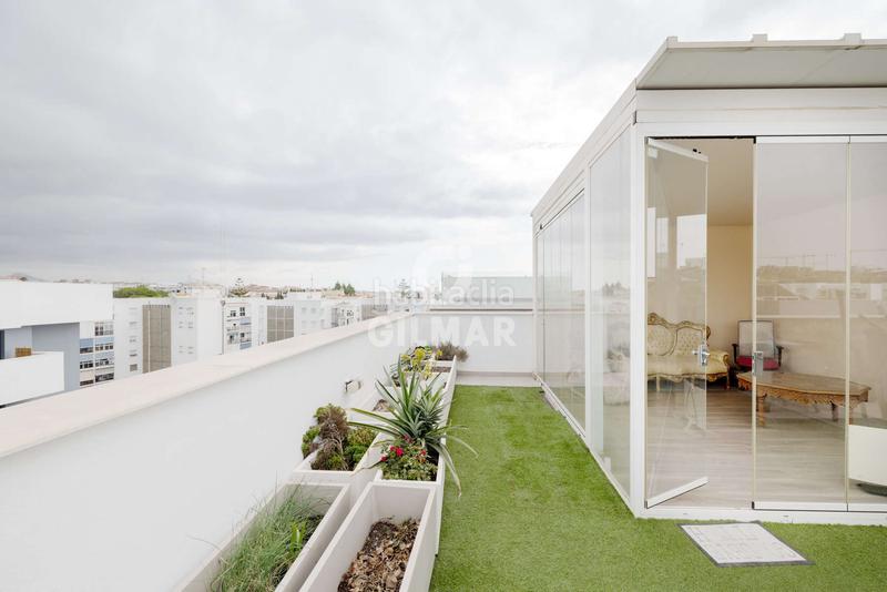 Foto 3f35cce7-9123-47ee-ae31-781cea59707b. Duplex avec chauffage parking dans Parque Central Estepona