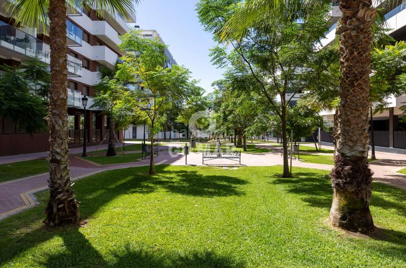 Foto 5a5ce273-7966-4511-a535-80c50b6ff0b1. Duplex avec chauffage parking dans Parque Central Estepona