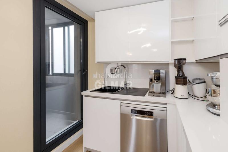 Foto da59952b-043b-4fbb-b2b9-2366285170f2. Duplex avec chauffage parking dans Parque Central Estepona