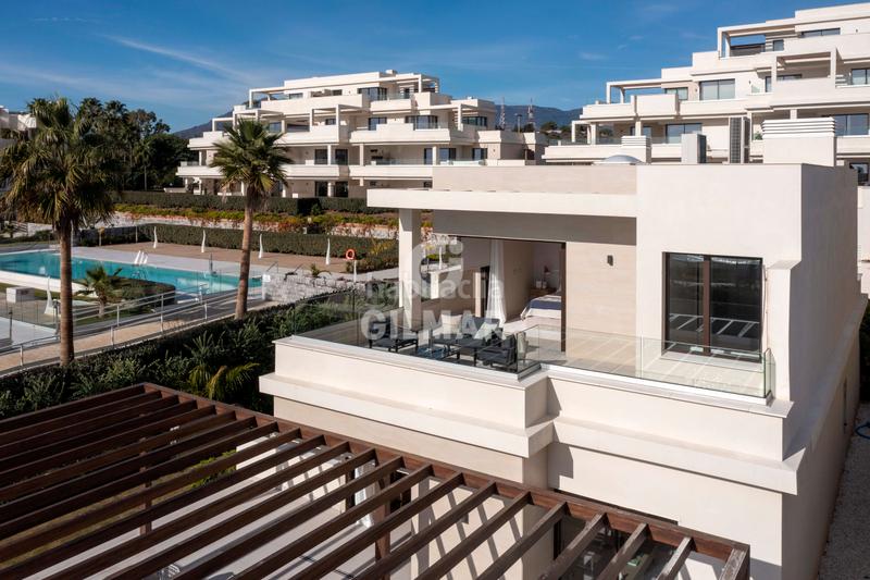 Foto f6c88d26-f1b1-4819-85f7-7c270c777cbd. Chalet mit heizung parking pool in El Velerín Estepona
