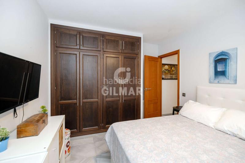 Foto 9c82a754-5daf-4854-821e-d21eb6ac9486. Appartamento con riscaldamento piscina in puerto de Estepona Estepona