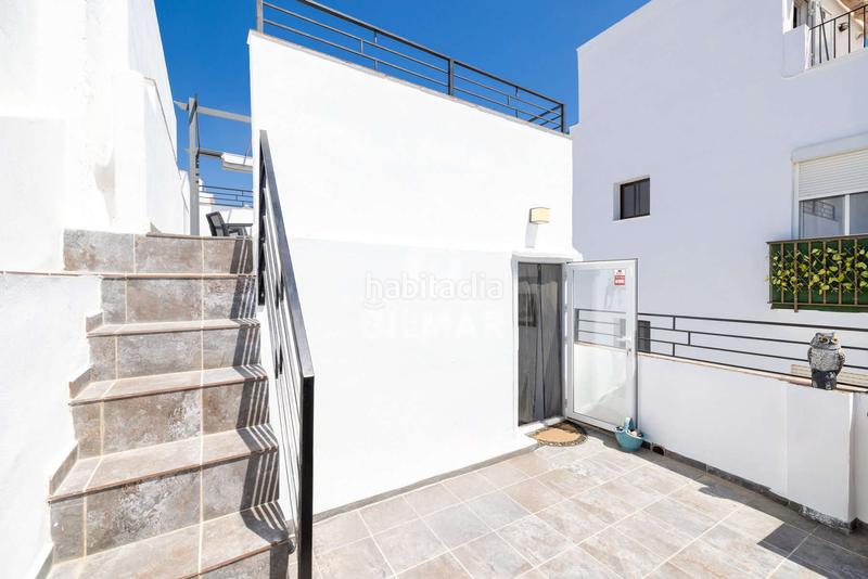 Foto aa46fdbb-6043-41cb-b257-e58618b83ce4. Casa adossada amb calefacció a Centro Estepona