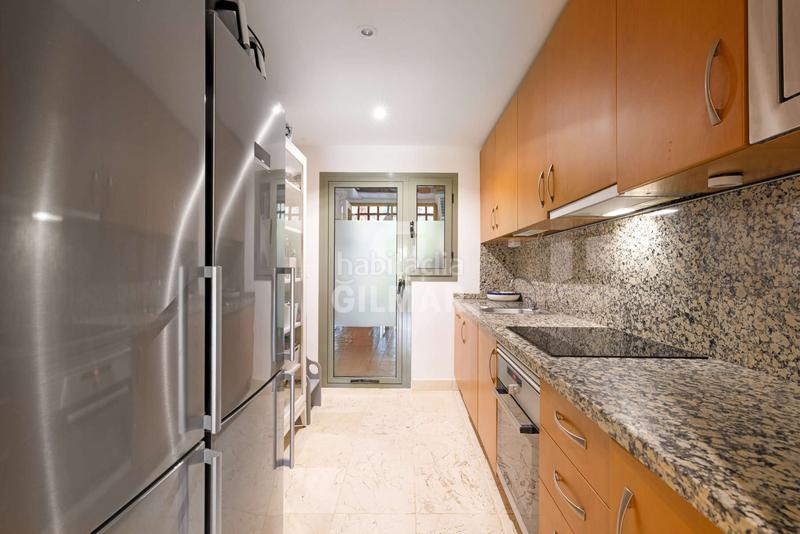Foto 688049ad-001f-4e17-a95b-cc84ff94d267. Appartamento con riscaldamento parcheggio in Benatalaya Estepona