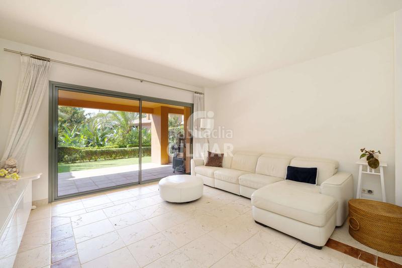 Foto eaf3620f-692b-4950-af1b-78abf65beeea. Appartamento con riscaldamento parcheggio in Benatalaya Estepona