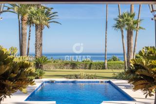 Chalet in Los Llanos. Enclavada en un entorno privilegiado, entre marbella y estepona,