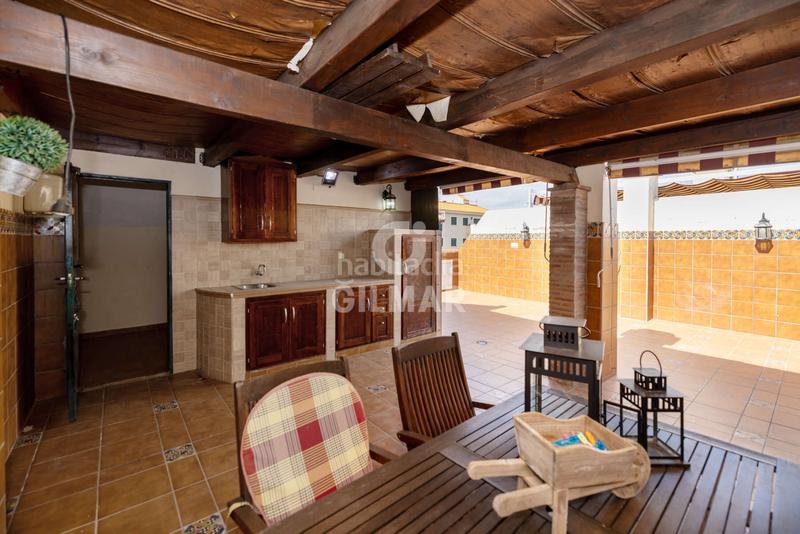 Foto 0508084b-433b-4ccd-8fd6-f2de025b7a04. Zweistöckige wohnung mit heizung parking pool in Huerta Nueva Estepona