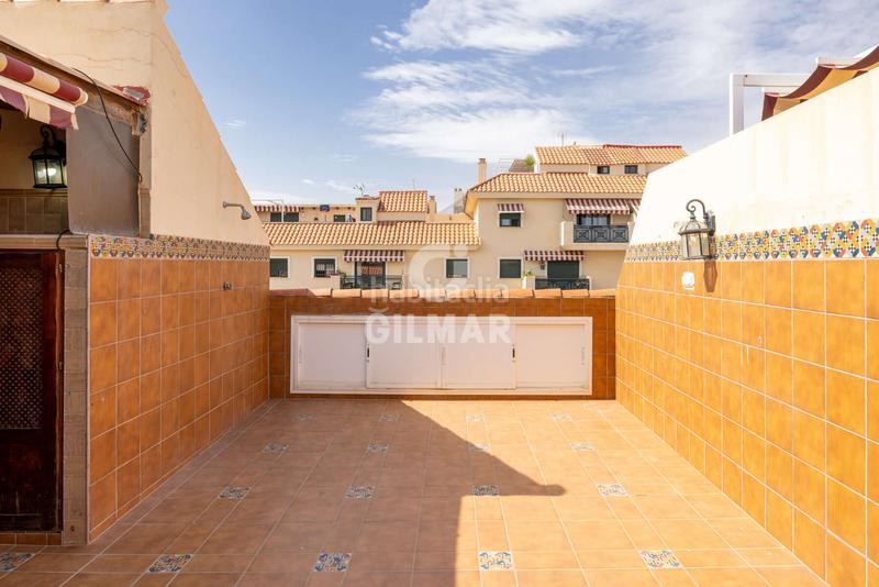 Foto 684192c5-ad4a-4fc4-b0d3-e8642816d29d. Zweistöckige wohnung mit heizung parking pool in Huerta Nueva Estepona