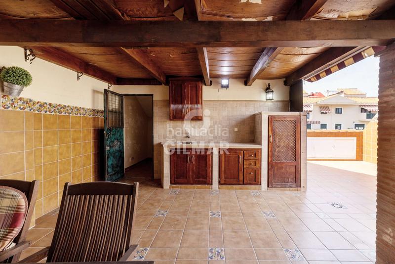 Foto 81b11285-d07e-488e-8e2c-70645f0d5129. Zweistöckige wohnung mit heizung parking pool in Huerta Nueva Estepona