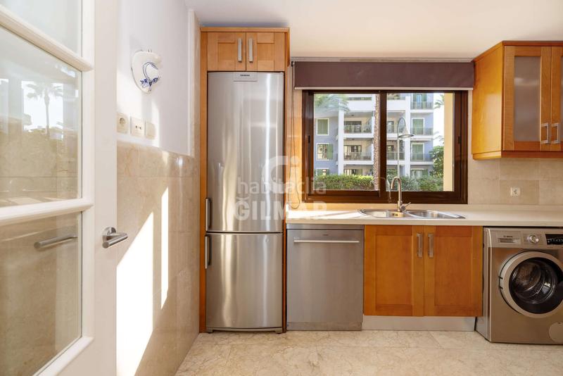 Foto f012fc88-a912-498d-8e25-b528c7b4d0df. Appartamento con riscaldamento parcheggio piscina in Sotogrande